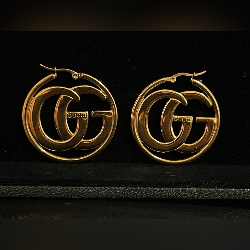 Fashion Jewelry Gold Interlocking GG Hoop Earrings - Picture 3 of 4